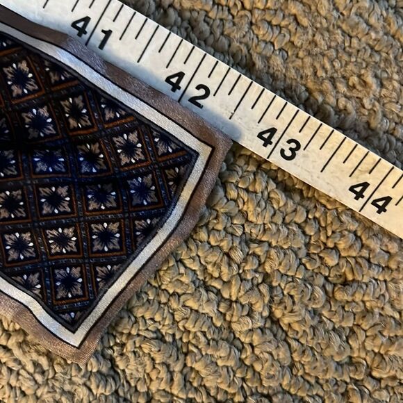 Women Skinny 100% neck Scarf - Picture 5 of 7